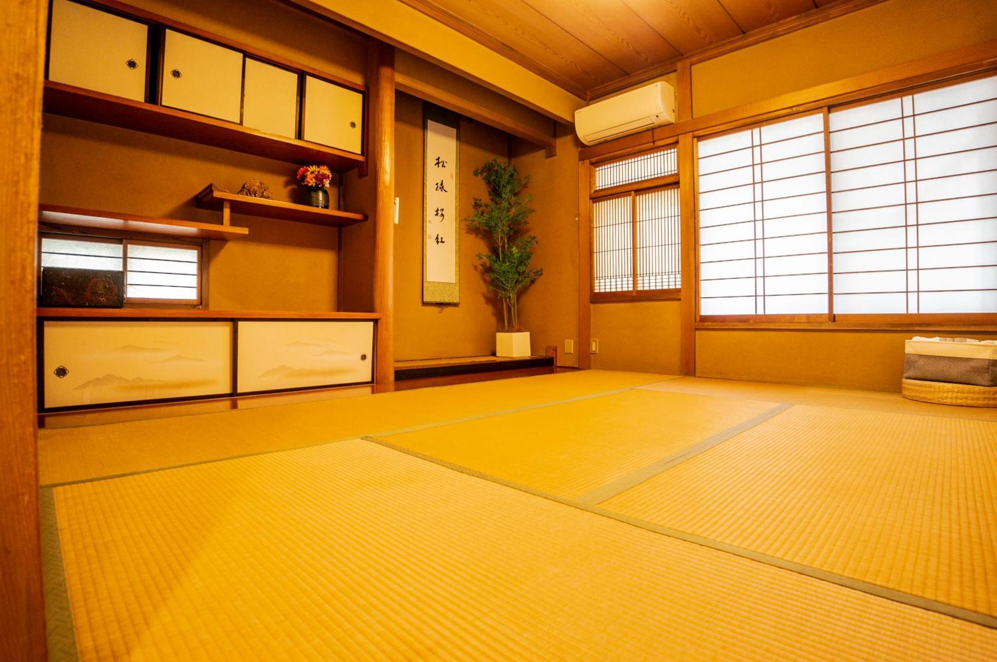 Family Or Business Travel 20 Percent Off 20 Guests 144Sqm Free Ikebukuro Shuttle 2 Kitchens Bathrooms 4 Bedrooms Tokyo Esterno foto
